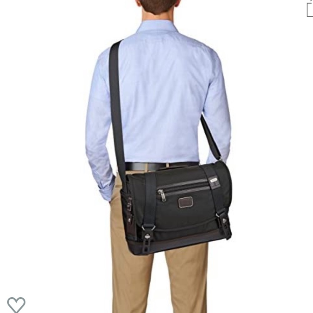 New Tumi Alpha Bravo foster Messenger Bag